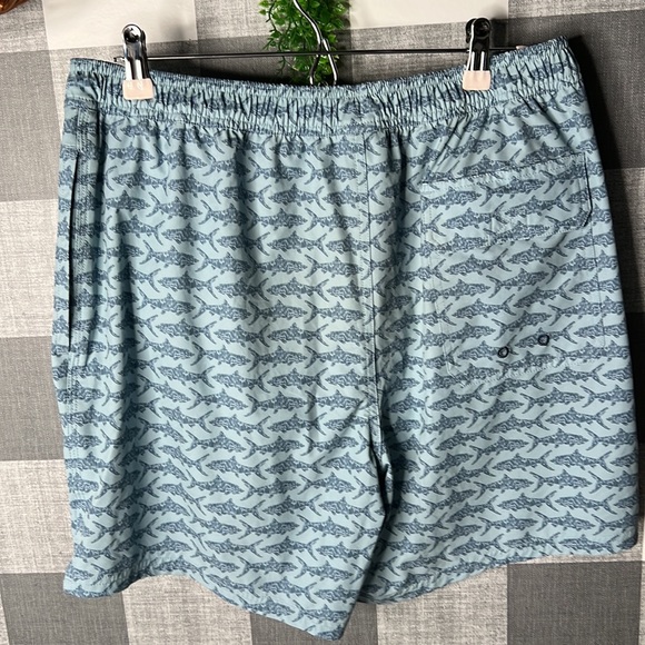 Vineyard Vines Swim Trunks - Picture 5 of 5